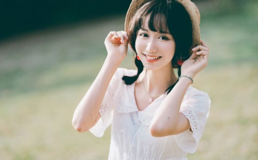 字如其名木绵绵,灿烂的笑容令人难忘