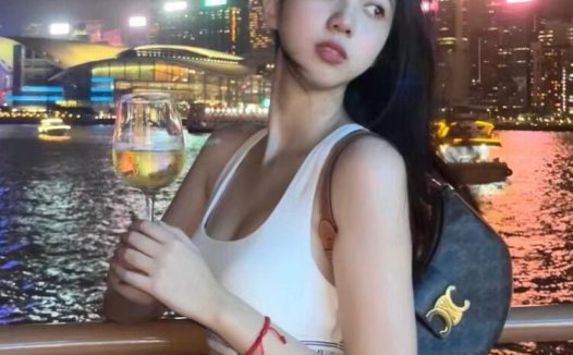 抖音郭四火维密图片合集，几分素雅之美