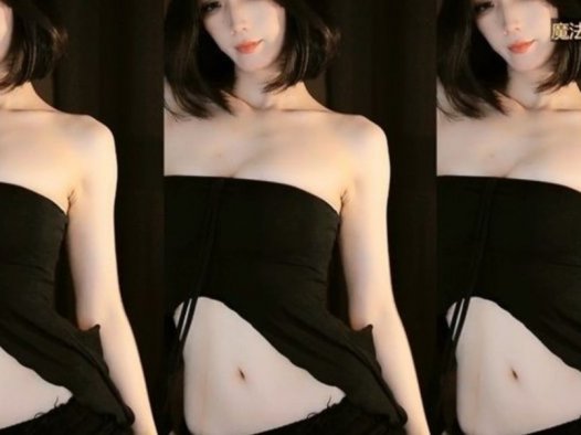 虎牙刘钞钞万元定制视频，钞票枪高级私人订制舞蹈微博